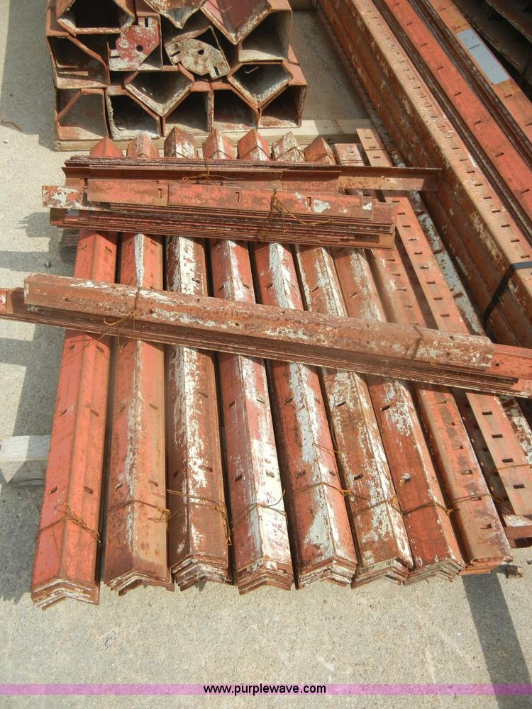 image for item U9280 Assorted concrete form braces