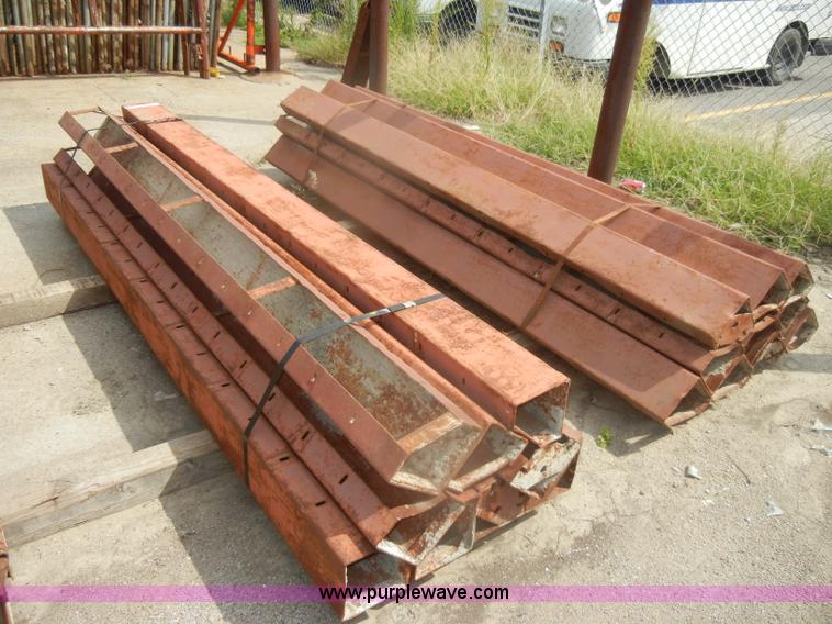 image for item U9282 Approximately 19 Symons outside corners