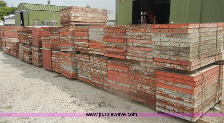 image for item U9285 Assorted Symons 4'L concrete forms