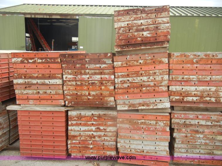 image for item U9285 Assorted Symons 4'L concrete forms