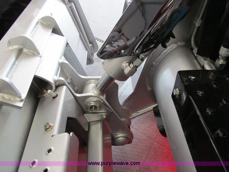 image for item B1474 2011 Case IH SV250 "RED POWER" skid steer