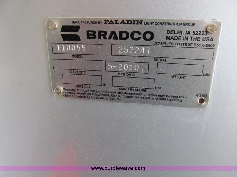 image for item B1474 2011 Case IH SV250 "RED POWER" skid steer