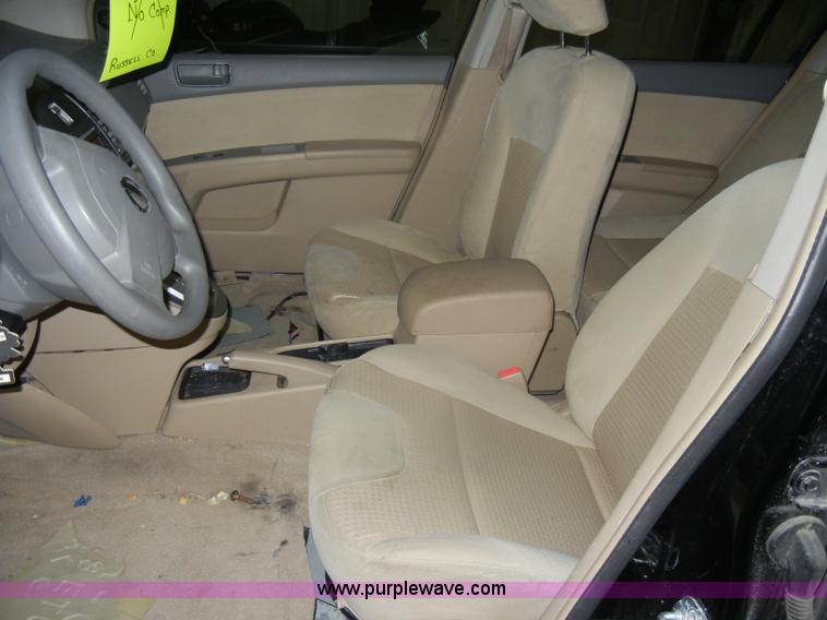 image for item D4498 2007 Nissan Sentra 2.0 <br />Non-repairable title, parts only