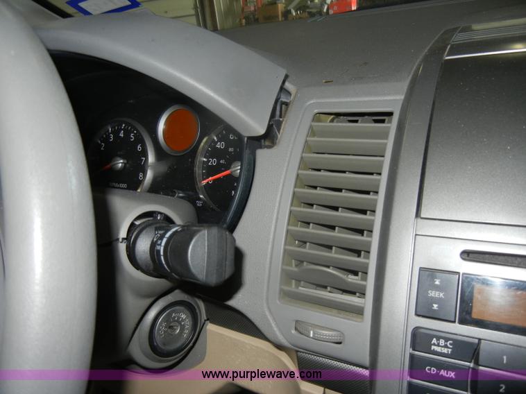 image for item D4498 2007 Nissan Sentra 2.0 <br />Non-repairable title, parts only