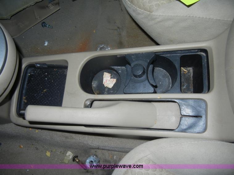 image for item D4498 2007 Nissan Sentra 2.0 <br />Non-repairable title, parts only