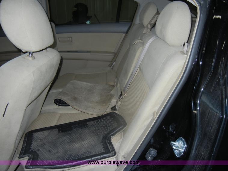 image for item D4498 2007 Nissan Sentra 2.0 <br />Non-repairable title, parts only