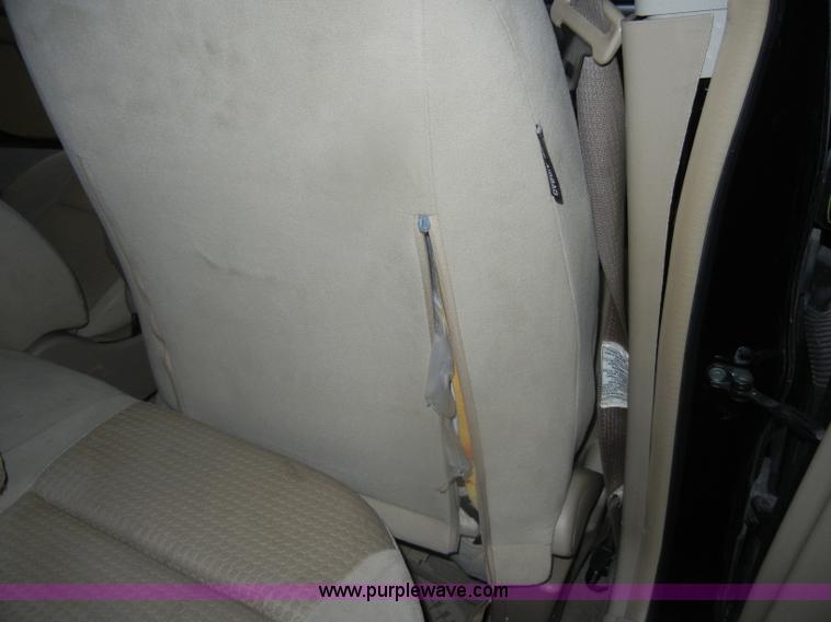 image for item D4498 2007 Nissan Sentra 2.0 <br />Non-repairable title, parts only