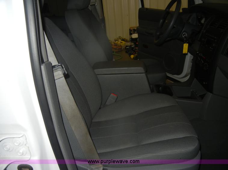 image for item D4876 2006 Dodge Durango SXT SUV <br />Non-repairable title, parts only