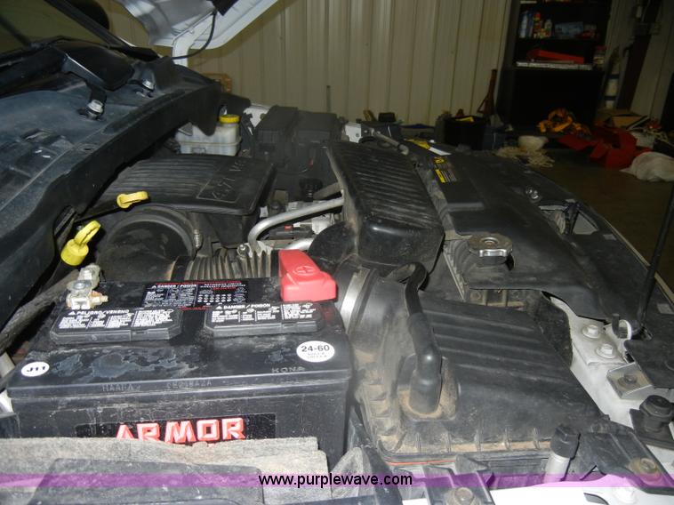 image for item D4876 2006 Dodge Durango SXT SUV <br />Non-repairable title, parts only