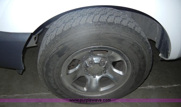 image for item D4876 2006 Dodge Durango SXT SUV <br />Non-repairable title, parts only