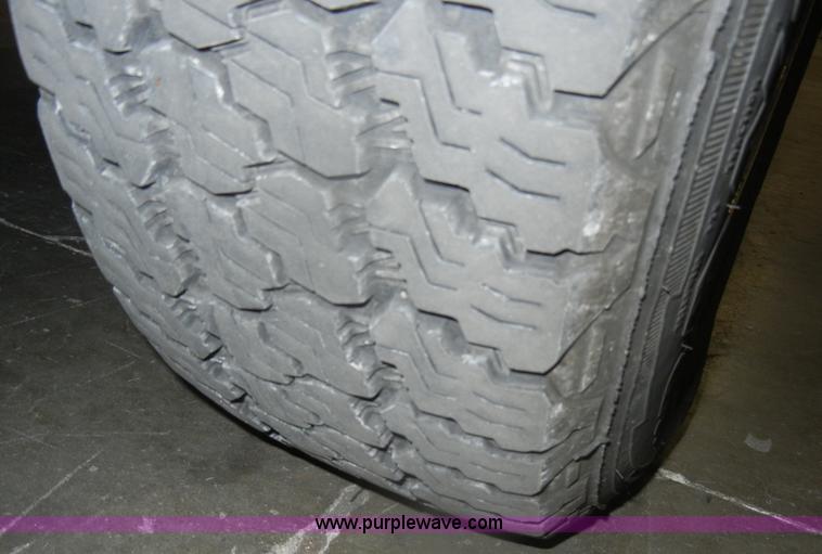 image for item D4876 2006 Dodge Durango SXT SUV <br />Non-repairable title, parts only