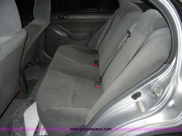 image for item D4880 2002 Honda Civic DX