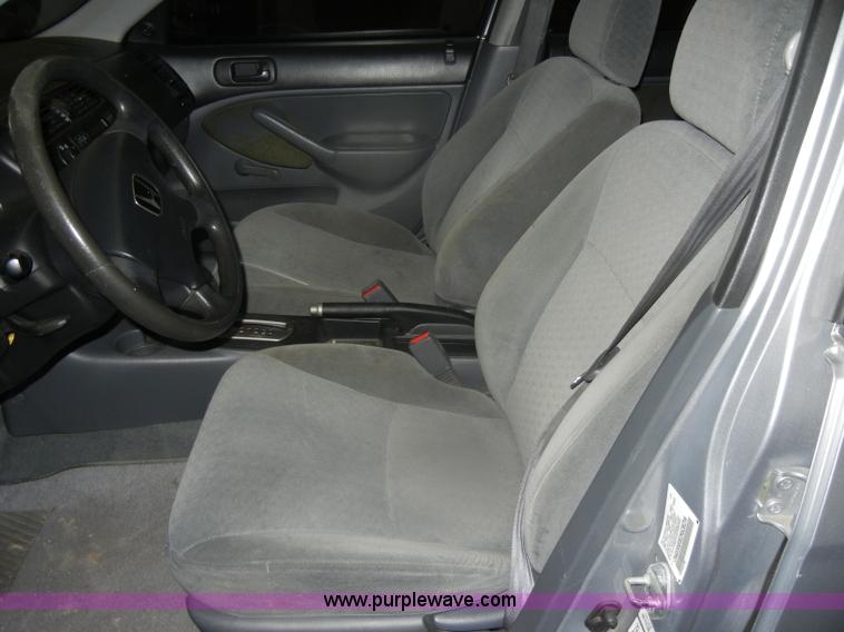 image for item D4880 2002 Honda Civic DX