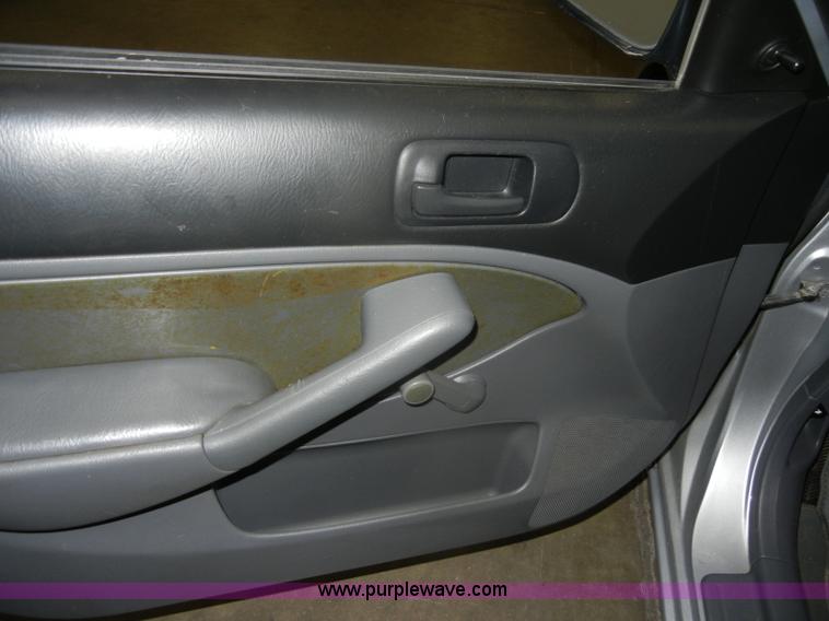 image for item D4880 2002 Honda Civic DX