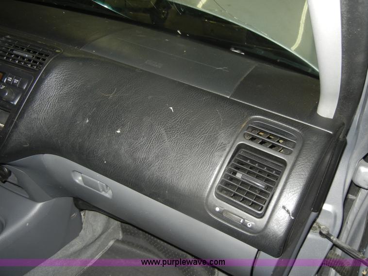 image for item D4880 2002 Honda Civic DX