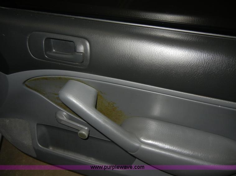image for item D4880 2002 Honda Civic DX
