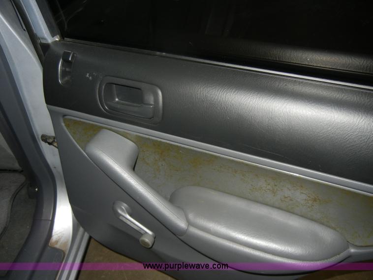 image for item D4880 2002 Honda Civic DX
