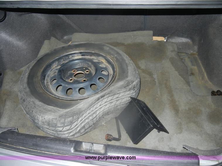 image for item D4880 2002 Honda Civic DX