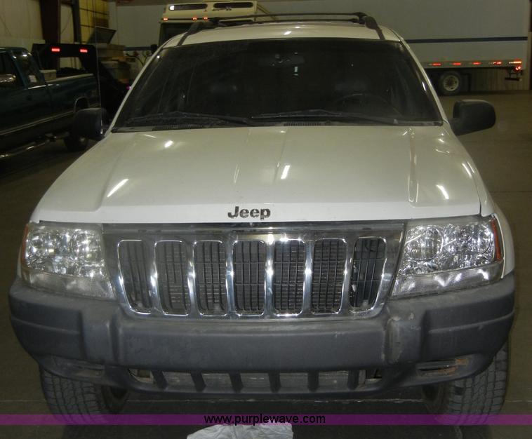 image for item D4882 2001 Jeep Grand Cherokee Laredo SUV