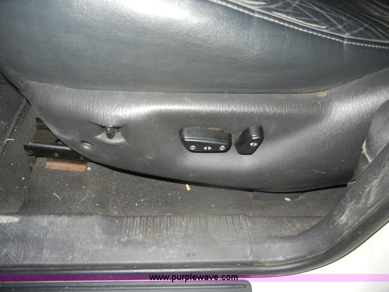 image for item D4882 2001 Jeep Grand Cherokee Laredo SUV