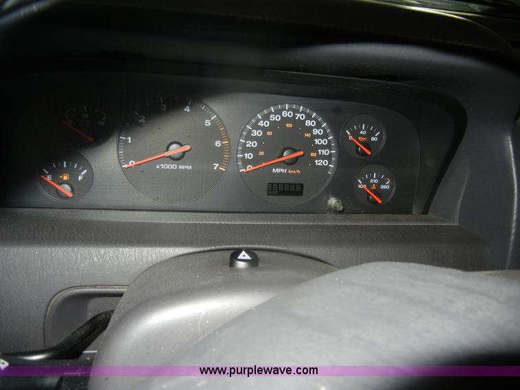 image for item D4882 2001 Jeep Grand Cherokee Laredo SUV