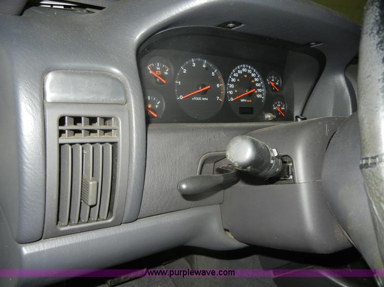 image for item D4882 2001 Jeep Grand Cherokee Laredo SUV