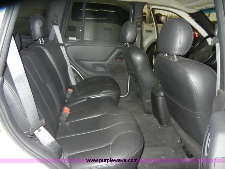 image for item D4882 2001 Jeep Grand Cherokee Laredo SUV