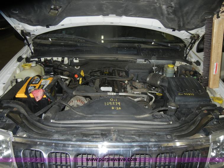 image for item D4882 2001 Jeep Grand Cherokee Laredo SUV