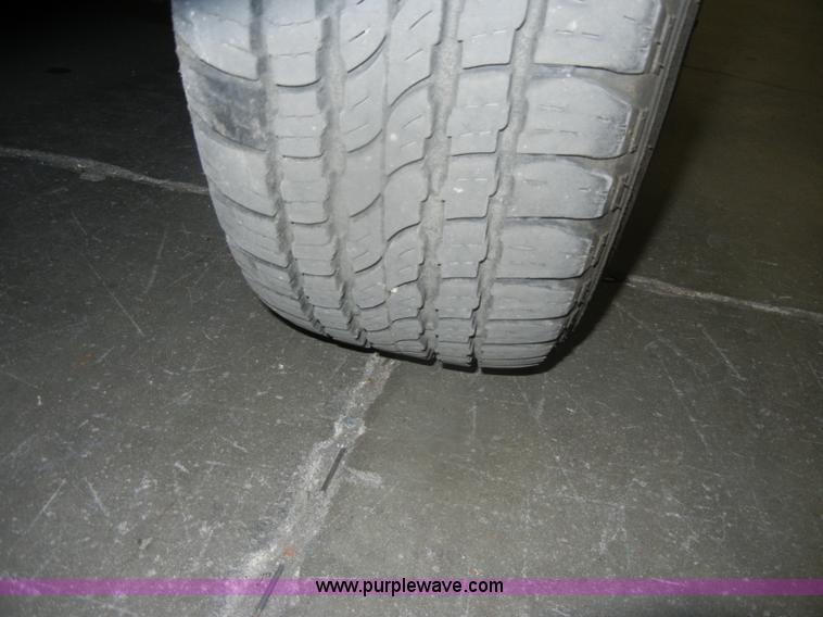 image for item D4882 2001 Jeep Grand Cherokee Laredo SUV