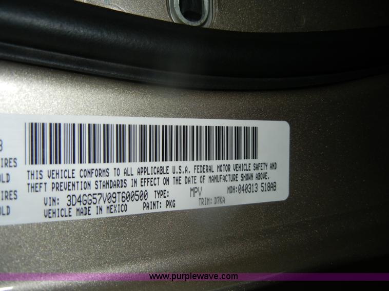 image for item D4884 2009 Dodge Journey SXT SUV <br />Non-repairable title, parts only