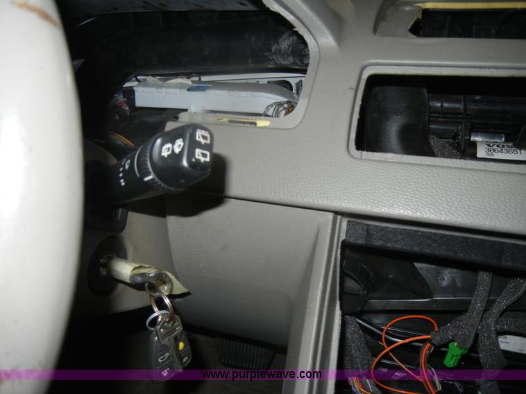 image for item D4885 2003 Volvo XC90 SUV <br />Non-repairable title, parts only