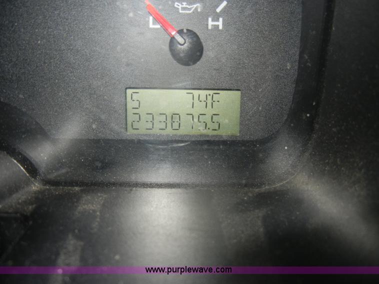 image for item D4887 2004 Ford F150 XLT SuperCab pickup truck