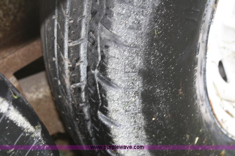 image for item B6886 1991 Diamond double axle enclosed trailer