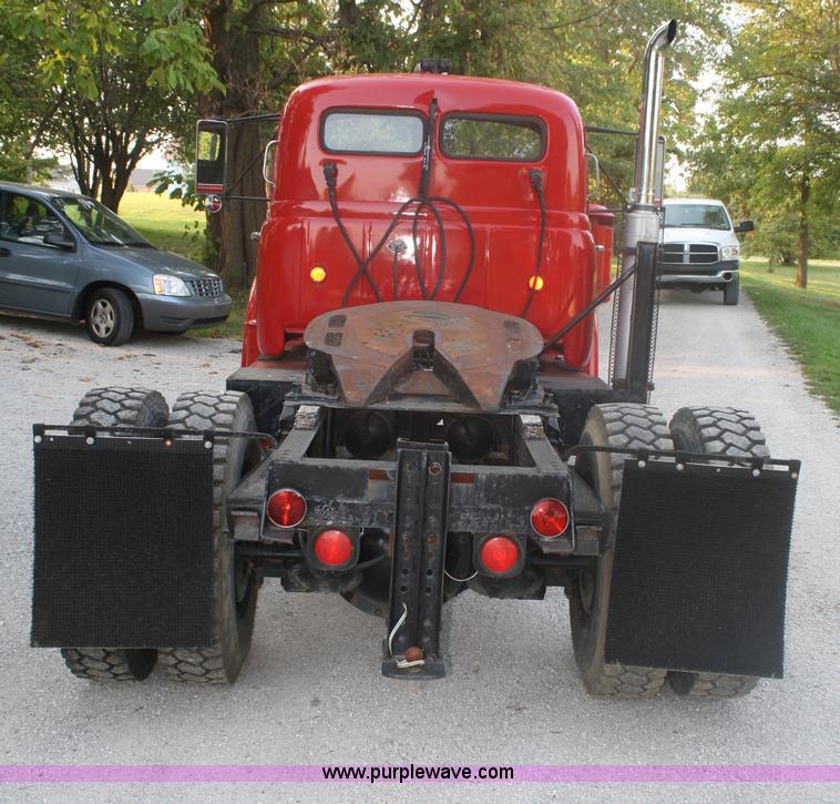 image for item B6892 1953 Diamond 921T Deluxe semi truck