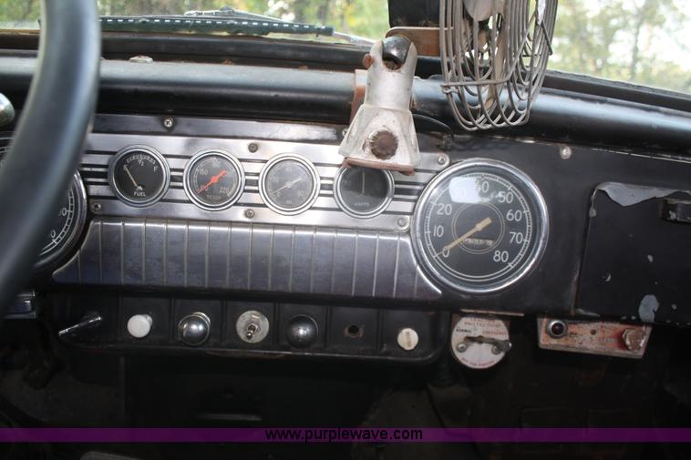 image for item B6892 1953 Diamond 921T Deluxe semi truck