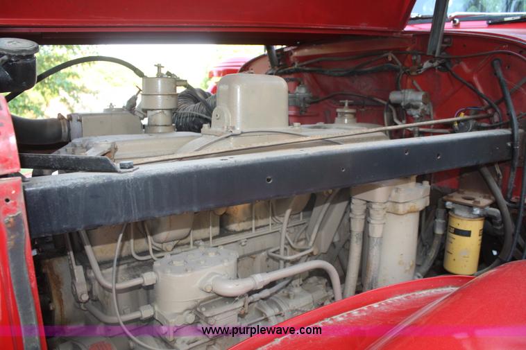 image for item B6892 1953 Diamond 921T Deluxe semi truck