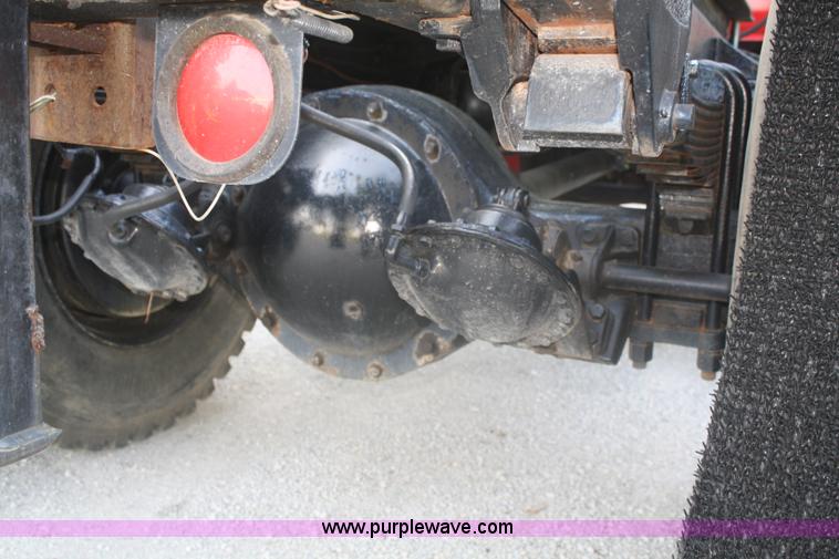 image for item B6892 1953 Diamond 921T Deluxe semi truck