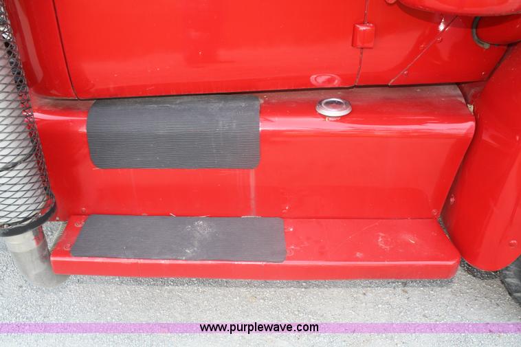 image for item B6892 1953 Diamond 921T Deluxe semi truck