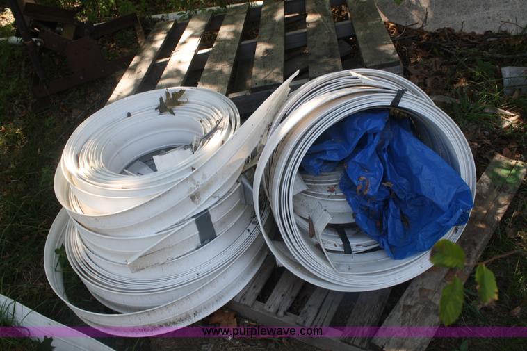 image for item B6909 Hot Rail electric fencing