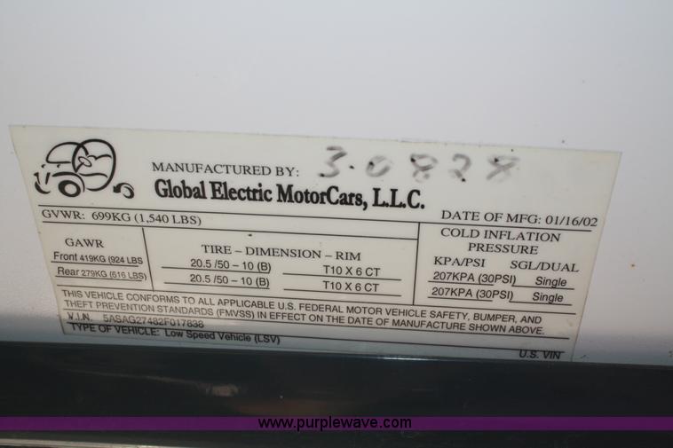 image for item B6944 2002 Global 825 electric car