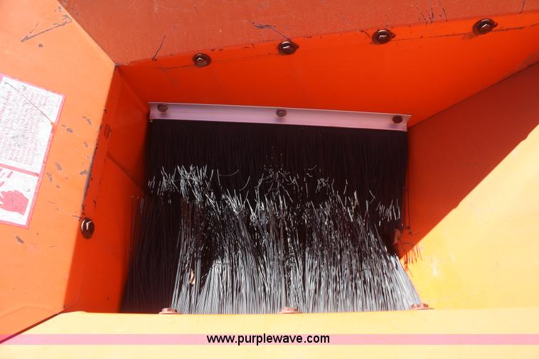 image for item B6948 Crary BearCat chipper/shredder