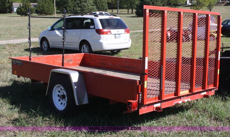 image for item B6987 2003 Eagle 12' trailer