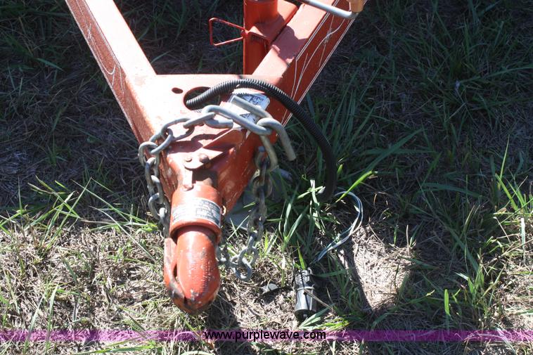 image for item B6987 2003 Eagle 12' trailer