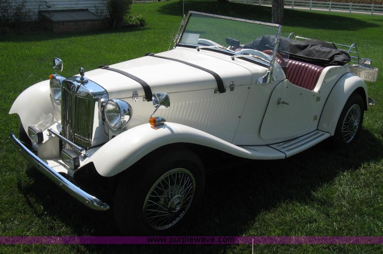 image for item B8070 1988 1952 MG-TD replica kit car