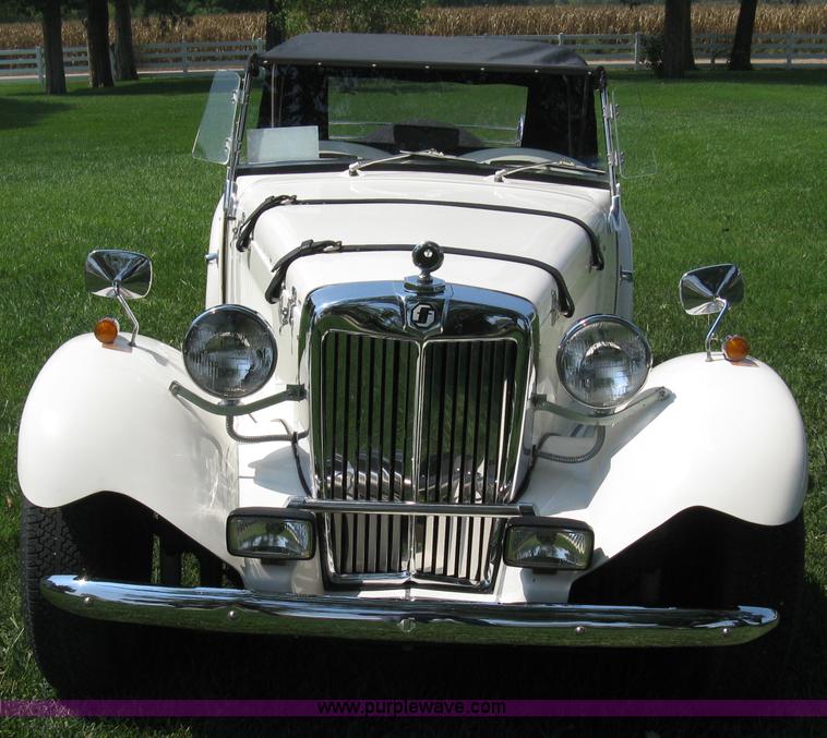 image for item B8070 1988 1952 MG-TD replica kit car