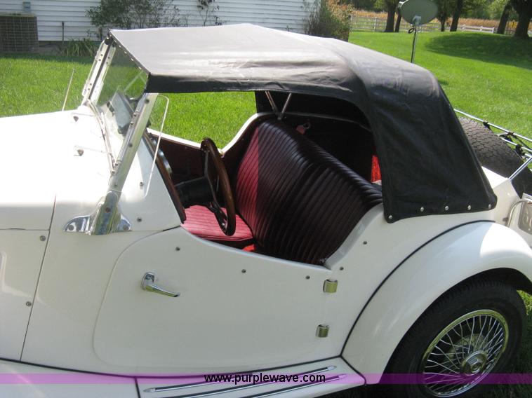 image for item B8070 1988 1952 MG-TD replica kit car