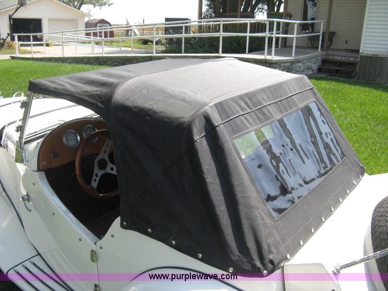 image for item B8070 1988 1952 MG-TD replica kit car