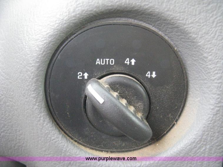 image for item B8148 2005 Chevrolet Trailblazer LS SUV