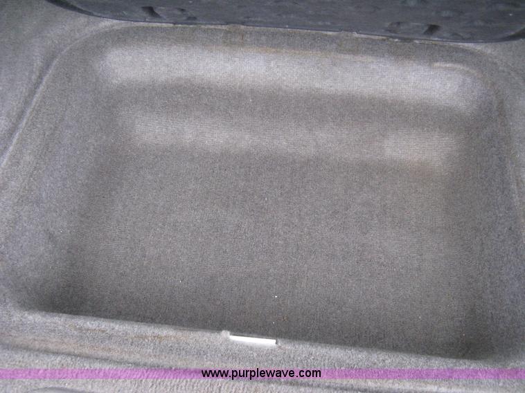 image for item B8148 2005 Chevrolet Trailblazer LS SUV