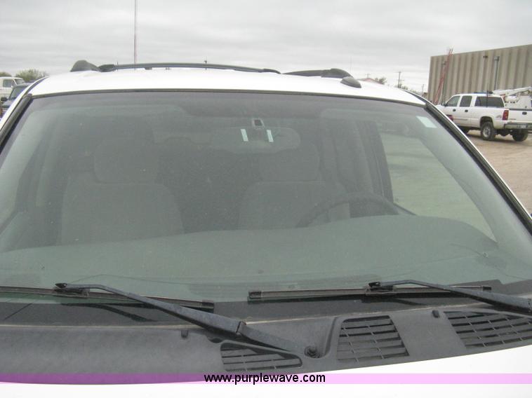 image for item B8148 2005 Chevrolet Trailblazer LS SUV